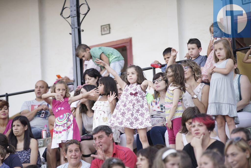 Galería de fotos: Los niños de Teruel disfrutan del espectáculo de Peppa Pig en la plaza de toros