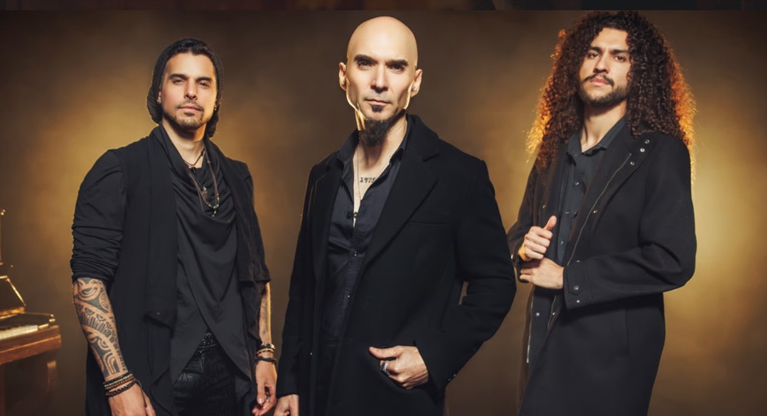 Escobedo regresa a Valdealgorfa para actuar en fomato acústico