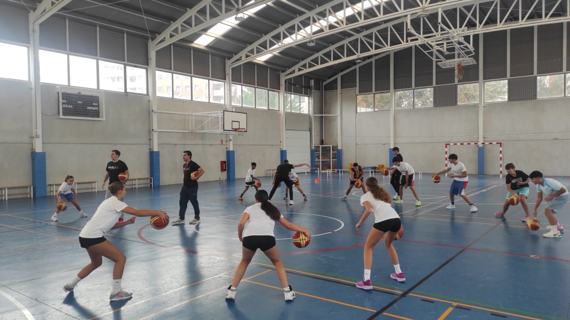 La Salle acoge unas jornadas de tecnificación de baloncesto alto nivel