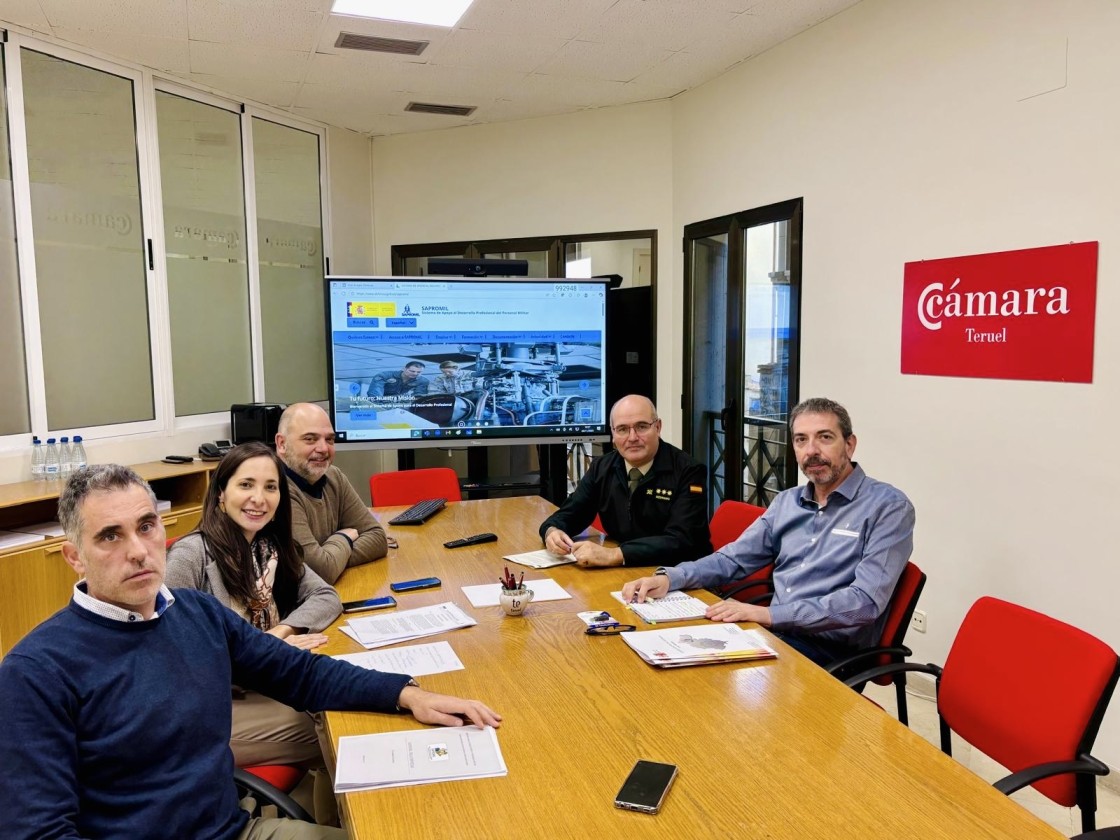 La Cámara de Comercio y la Subdelegación de Defensa en Teruel renuevan su colaboración