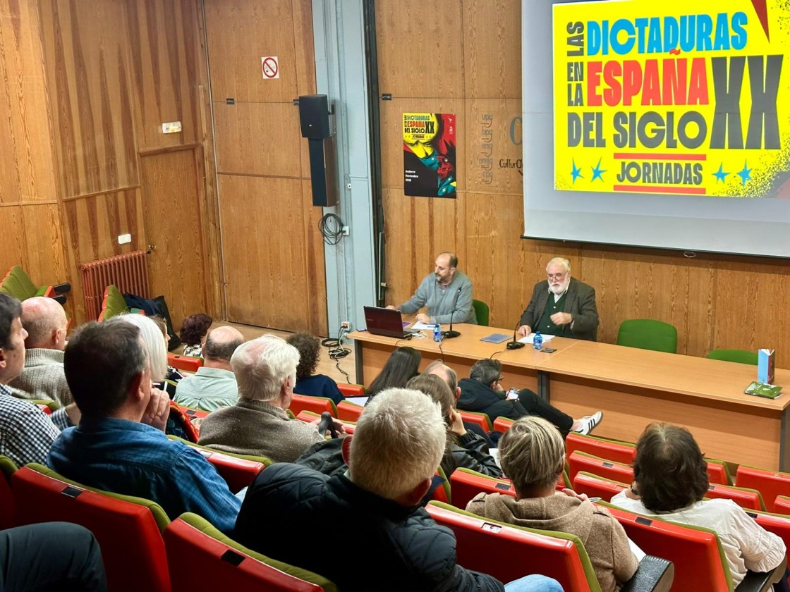 Gustavo Alares inaugura las jornadas del Celan sobre historia de siglo XX