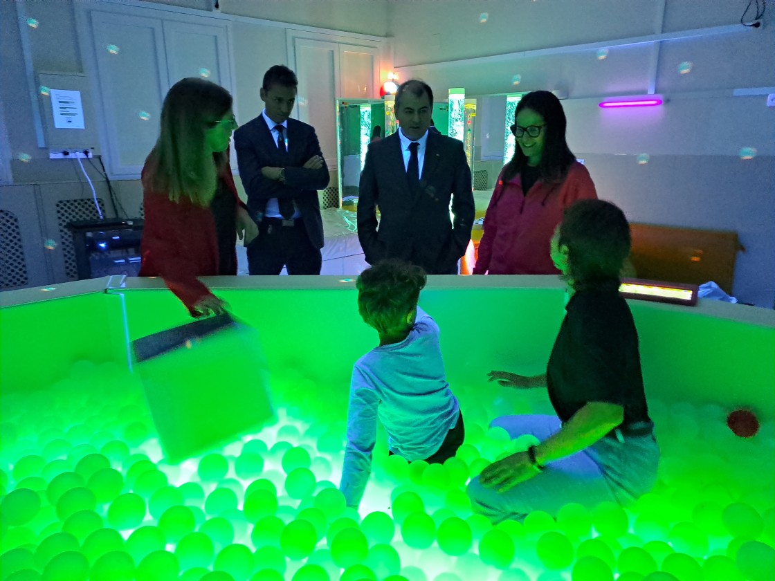 Caja Rural de Teruel colabora con el Aula de Estimulación Multisensorial del Gloria Fuertes