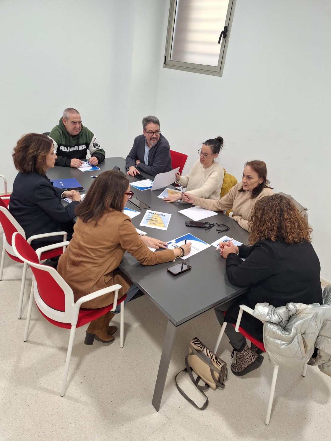 El Partido Popular presenta en Teruel su propuesta de ayuda económica a personas celíacas