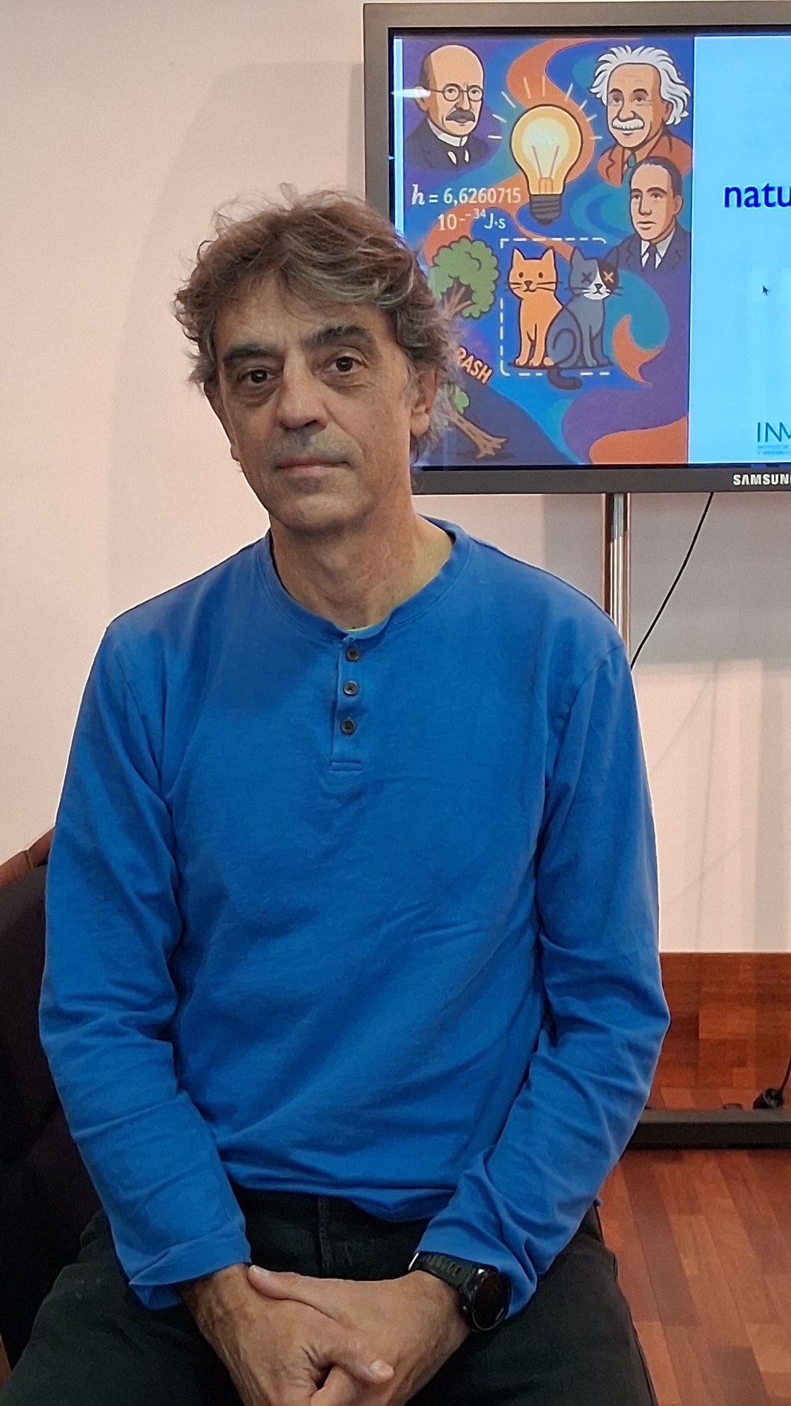 Luis Martín Moreno, vicedirector del Instituto de Nanociencia y Materiales de Aragón: “Que la mecánica cuántica sea difícil de explicar no quita que  la economía se base en ella”