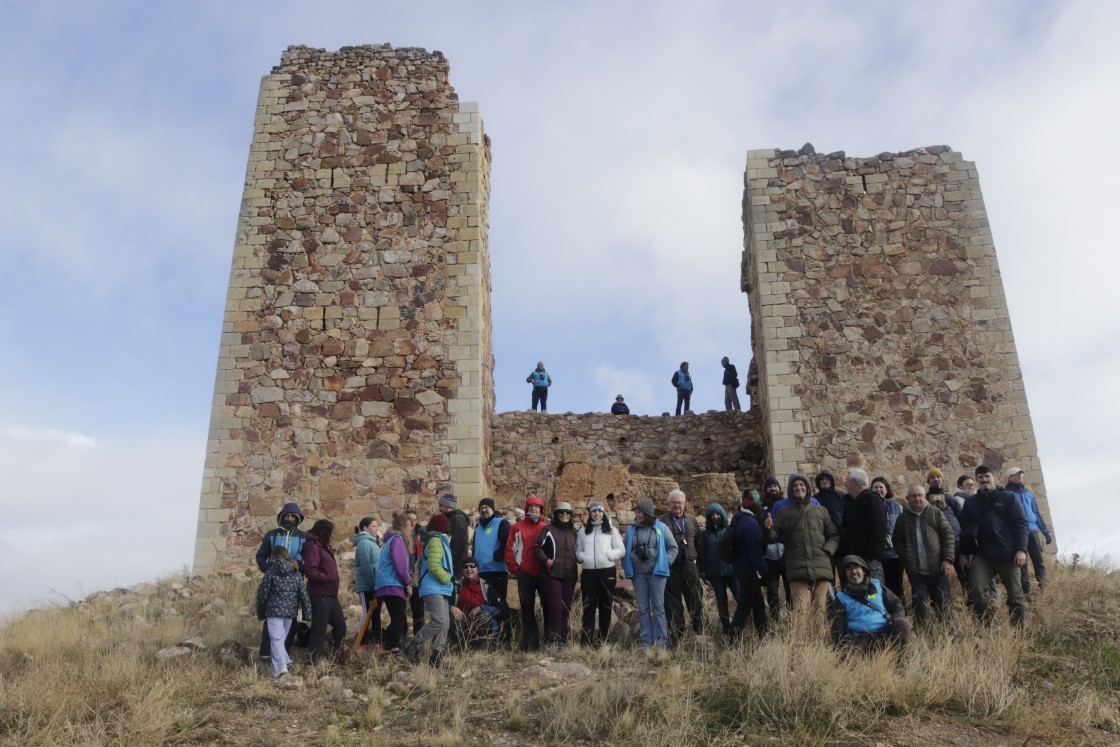 La Fiesta de la Bienvenida saluda a las grullas que están llegando a la Laguna de Gallocanta