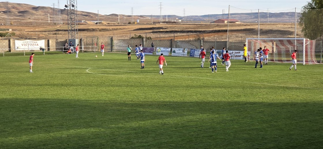 El Calamocha CF exhibe solidez ante su gente y se impone al Casetas (3-0)