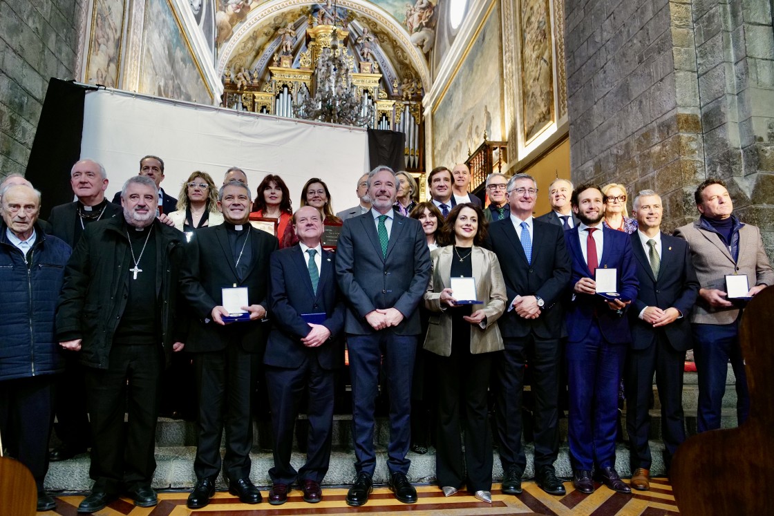El Gobierno de Aragón reconoce a la Diócesis de Aragón, la Fundación Amantes de Teruel, Felix Longás y el Festival Pirineo Sur en las Medallas al Mérito Turístico