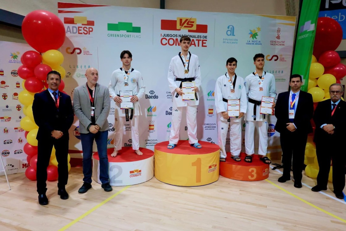 Alejandro Benítez, subcampeón en la Copa del Rey de taekwondo