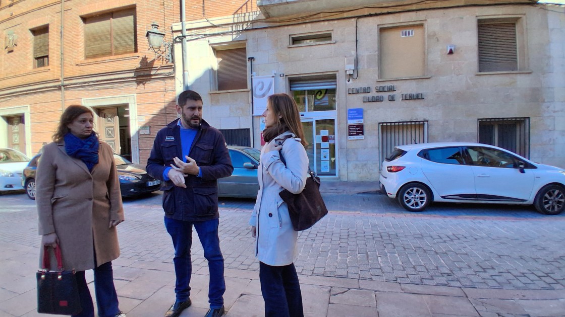 Vox anima al IAM a que condene el uso del burka y el niqab en sitios públicos