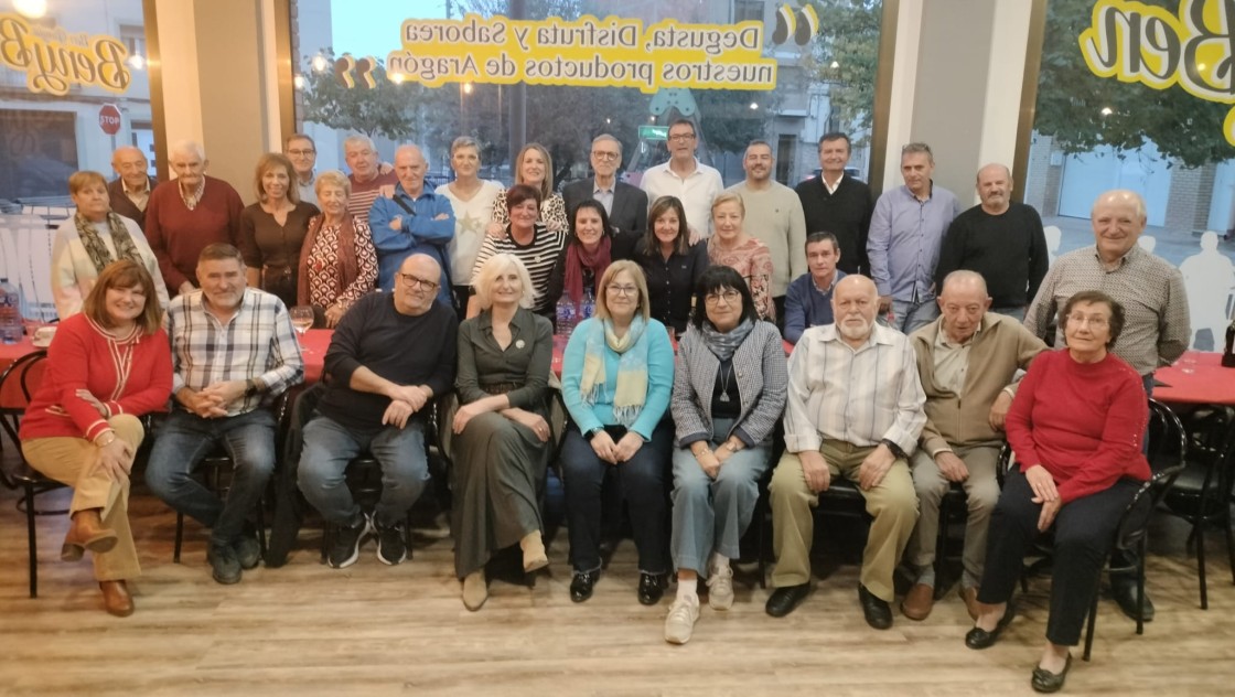 Los socialistas de Alcorisa renuevan su compromiso junto a Marcelino Iglesias