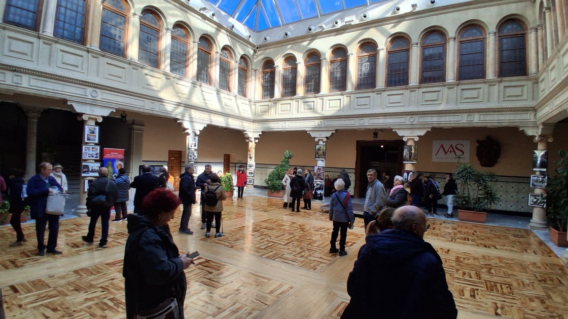 La Hermandad de Jesús Atado a la Columna de Teruel repasa su historia en una exposición