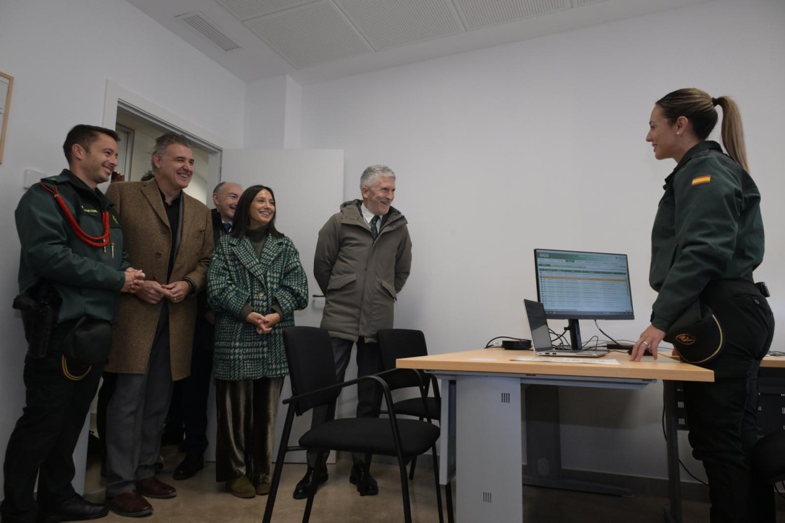 Grande-Marlaska destaca en la inauguración del cuartel de Utrillas que “la Guardia Civil es elemento esencial que asegura la presencia del Estado en el territorio”