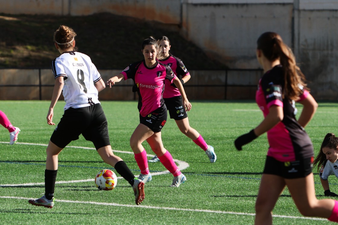 Next Level amarra ante La Jota su cuarta victoria en esta liga (7-0)