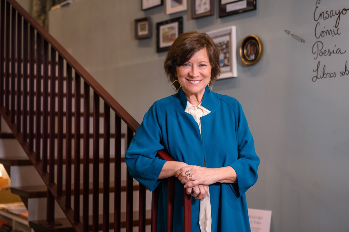 Nativel Preciado, periodista y escritora: “Enamorarnos no es encontrar el príncipe azul, el amor romántico nos ha hecho mucho daño”