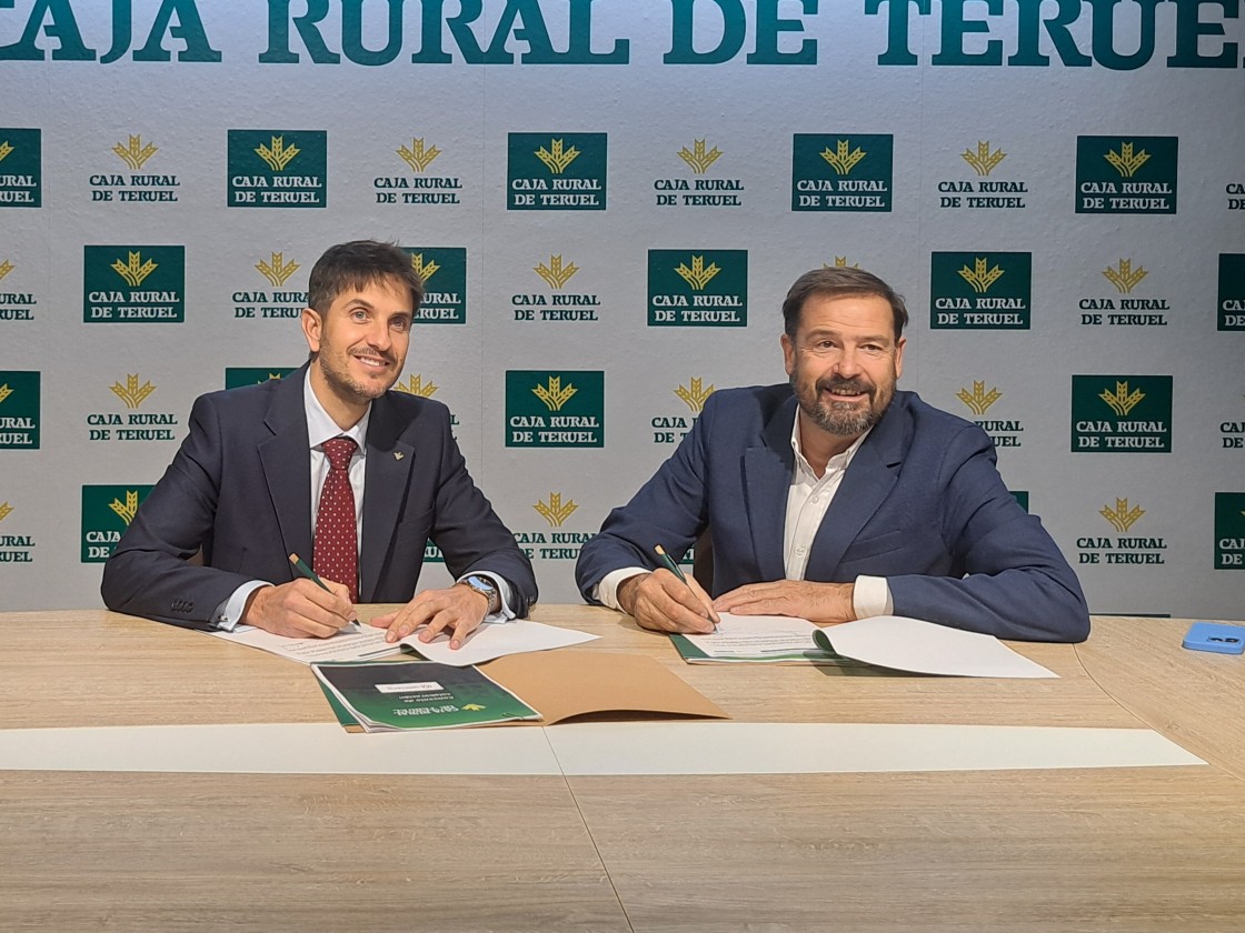 Caja Rural y Asempaz renuevan  su convenio de colaboración