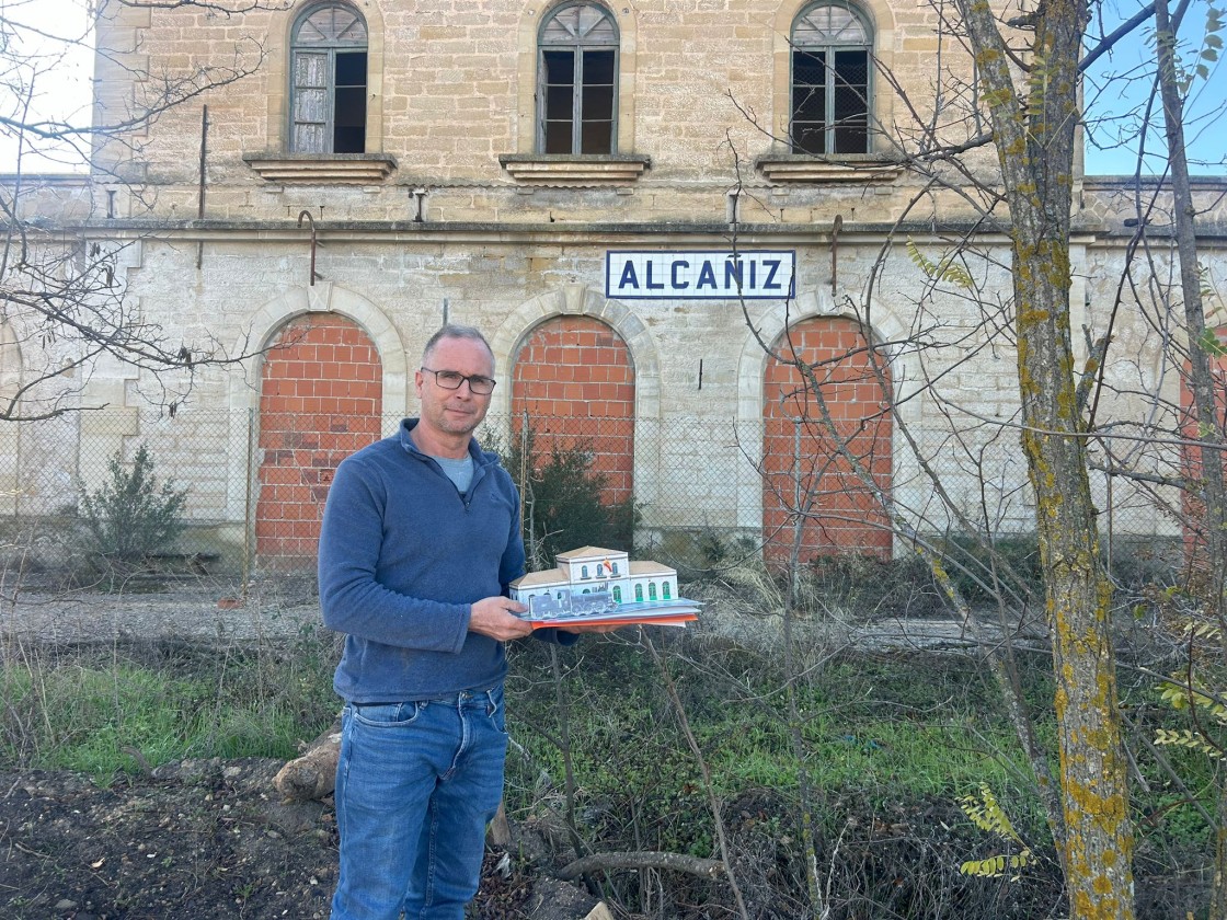 Un nuevo recortable refuerza la defensa del paso del tren en Alcañiz