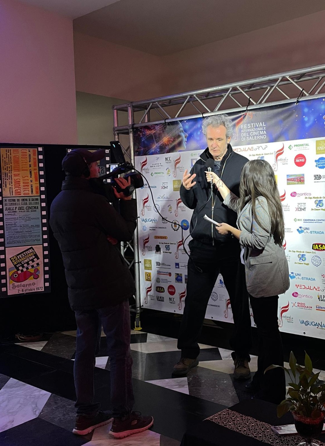 ‘Tierra Baja’ de Santesmases logra uno  de los galardones del Festival de Salerno