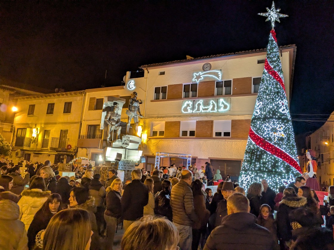 Andorra inaugura la Navidad  con un repleto encendido de luces