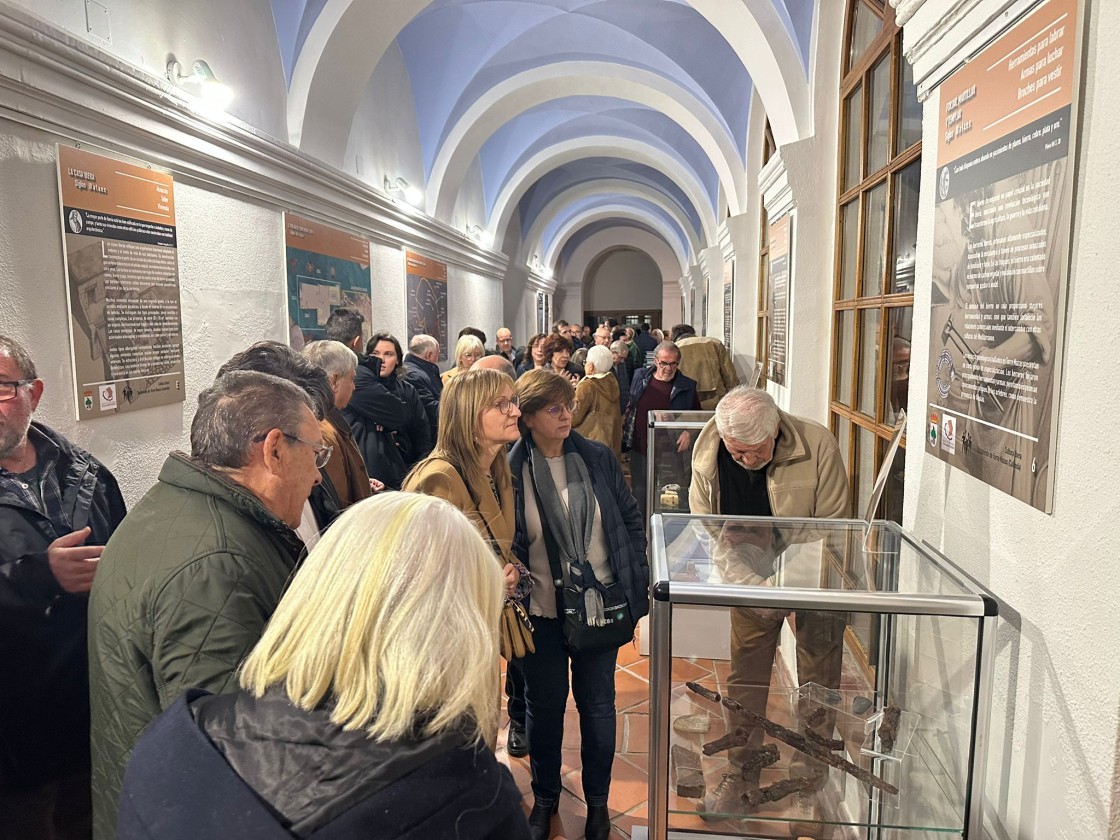 Calanda inaugura un espacio museístico con el legado arqueológico de Manuel Sanz