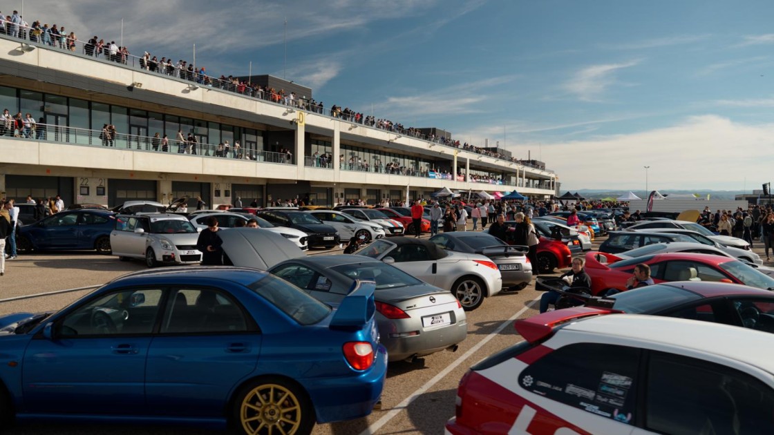 Winter Motorland reúne a casi 4.000 asistentes en su debut en el circuito alcañizano