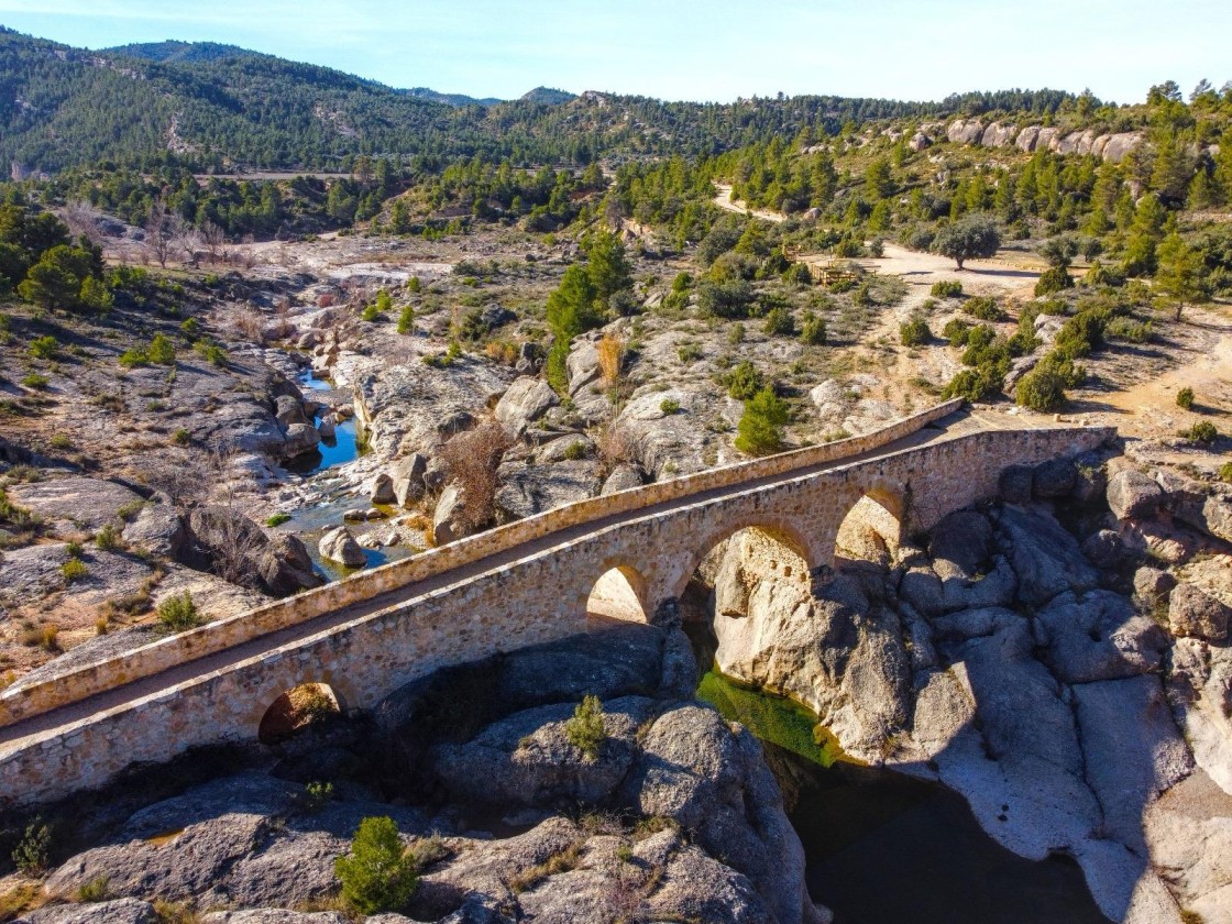 Rubén Rodríguez, David Piqueras y  Pedro Ruiz ganan el concurso de Aguaviva