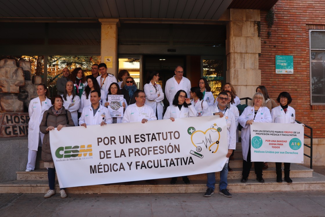 Los médicos de Teruel se lanzan a la calle en protesta por el Estatuto Marco y otras mejoras