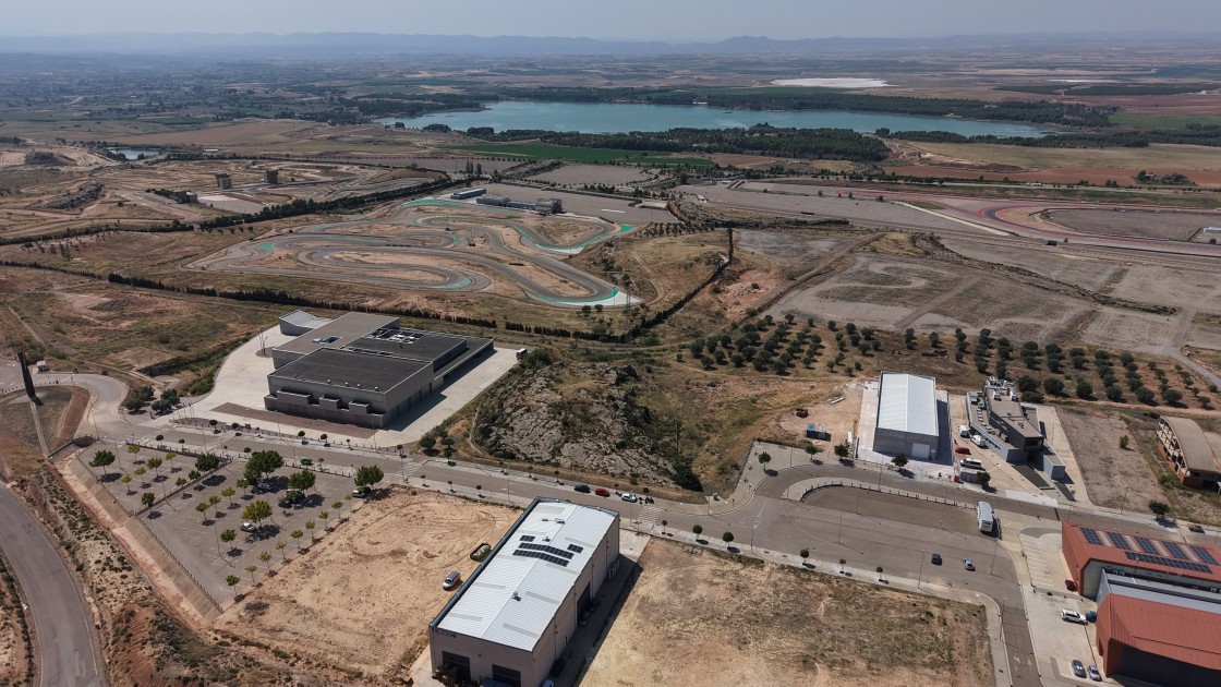 La Reala, un yacimiento excepcional entre goma quemada y ruido de motor