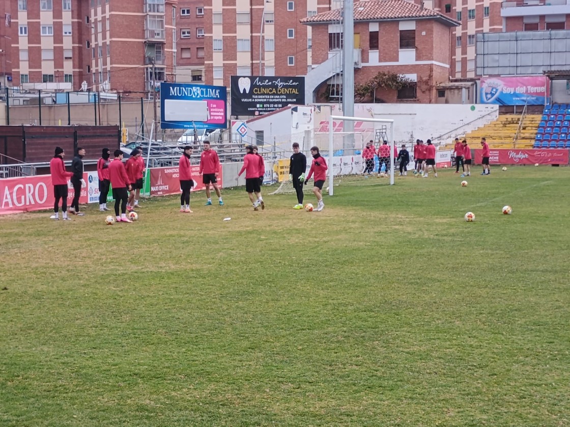 Parras admite que tiene al Algeciras como uno de los termómetros de Primera RFEF