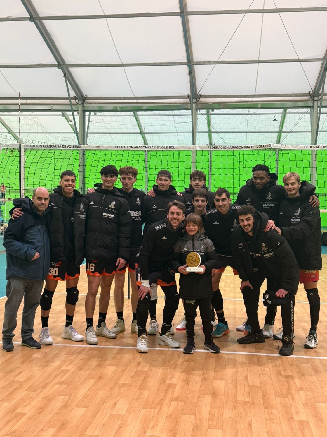 El Pamesa Teruel Voleibol se lleva la Copa Aragón frente al Indescar Zaragoza