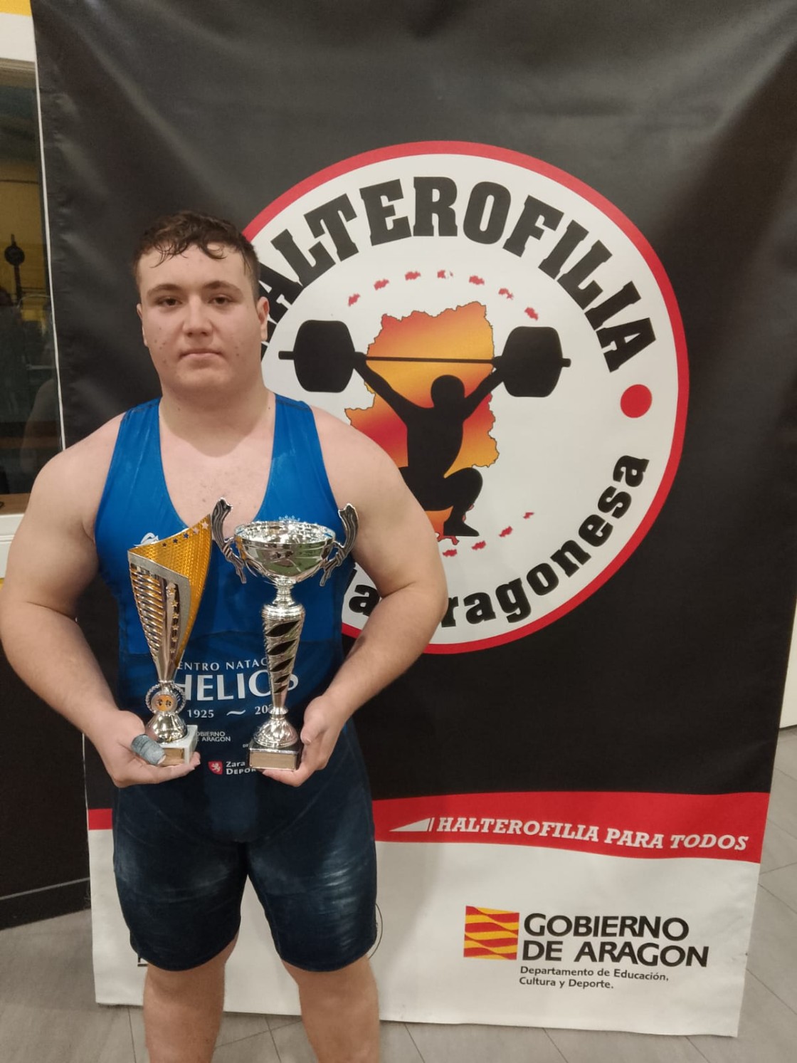 Carlos Magallón bate de nuevo los récords de Aragón de halterofilia