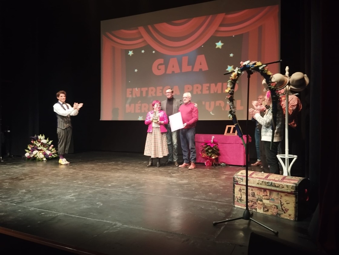 El Dance de Santa Bárbara recibe el Premio Cultura 2025 del Ayuntamiento de Andorra