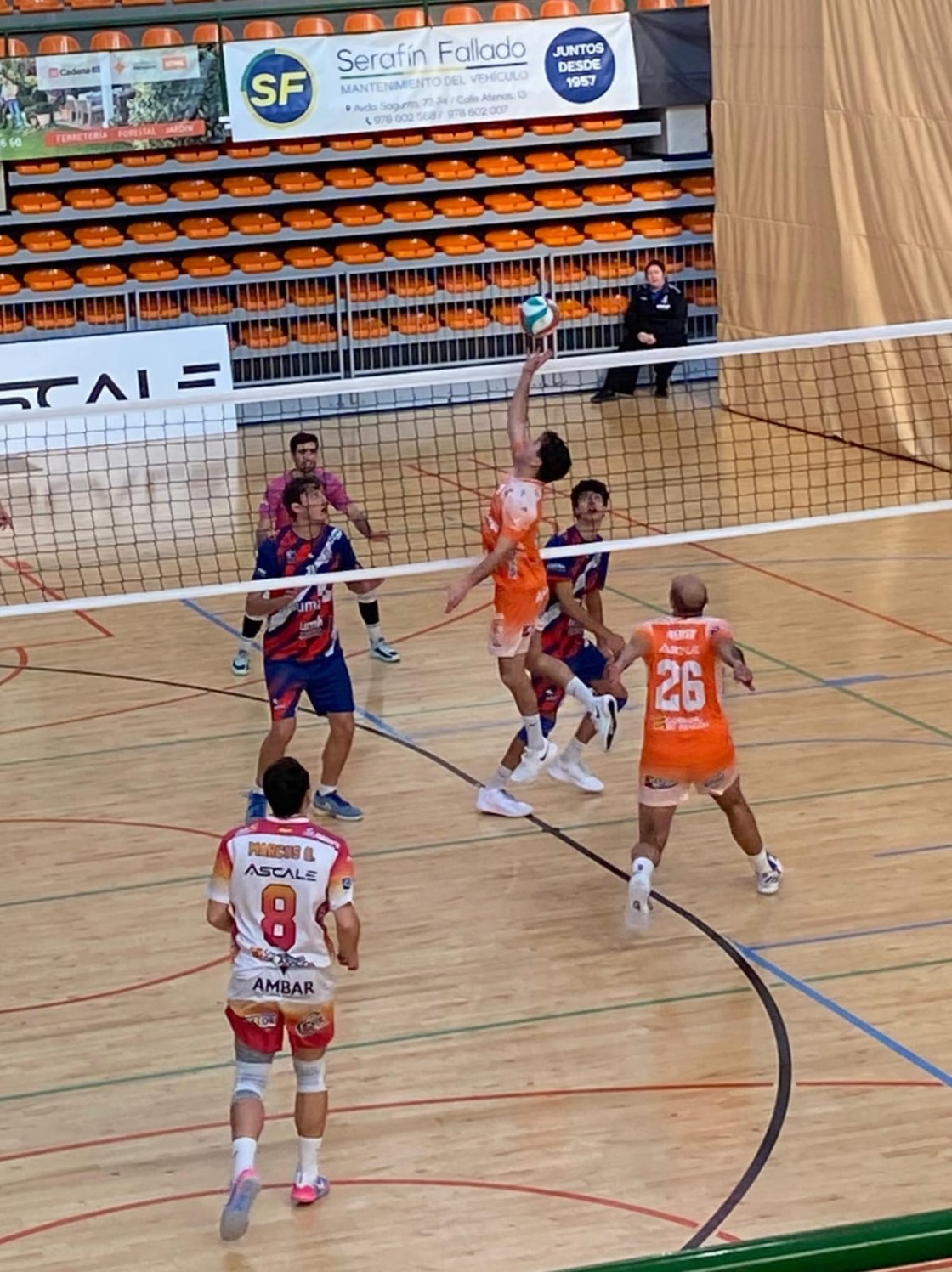 El Pamesa de Primera Nacional planta cara al CV Elche, que se llevó el partido al final por 1-3