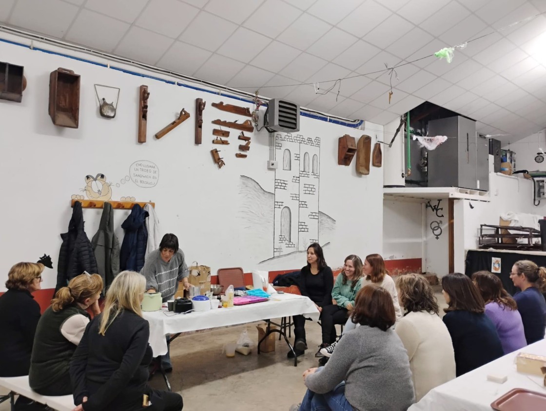 Cuatro talleres muestran el proceso  de fabricación del jabón artesanal