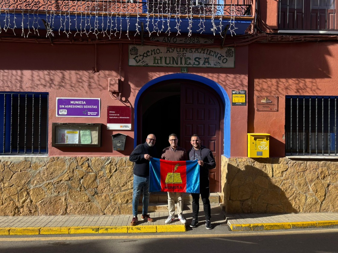 Un militar de Muniesa coopera en una misión especial de apoyo a científicos en la Antártida