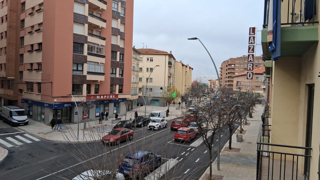 Transportes finaliza las obras de adecuación al paso de peatones y bicis de la avenida Sagunto en Teruel, con una inversión de 6,4 millones de euros