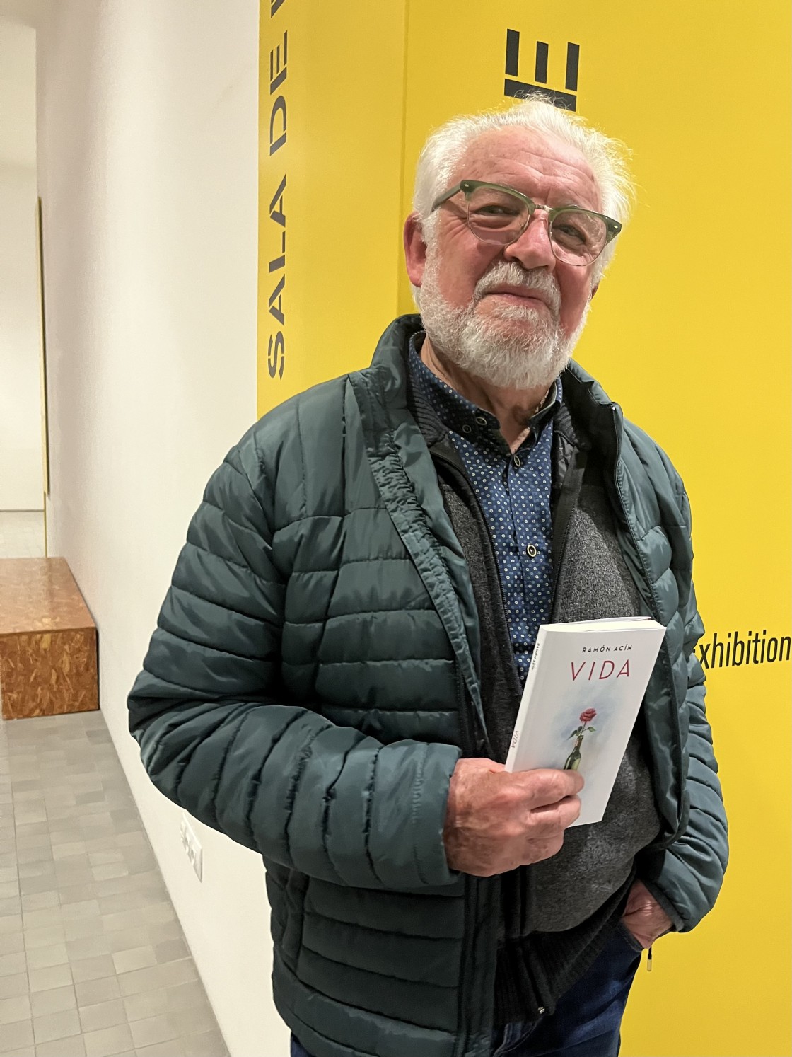 Ramón Acín, escritor: “La existencia debe afrontarse de frente, sin tapujos y sin trampantojos”