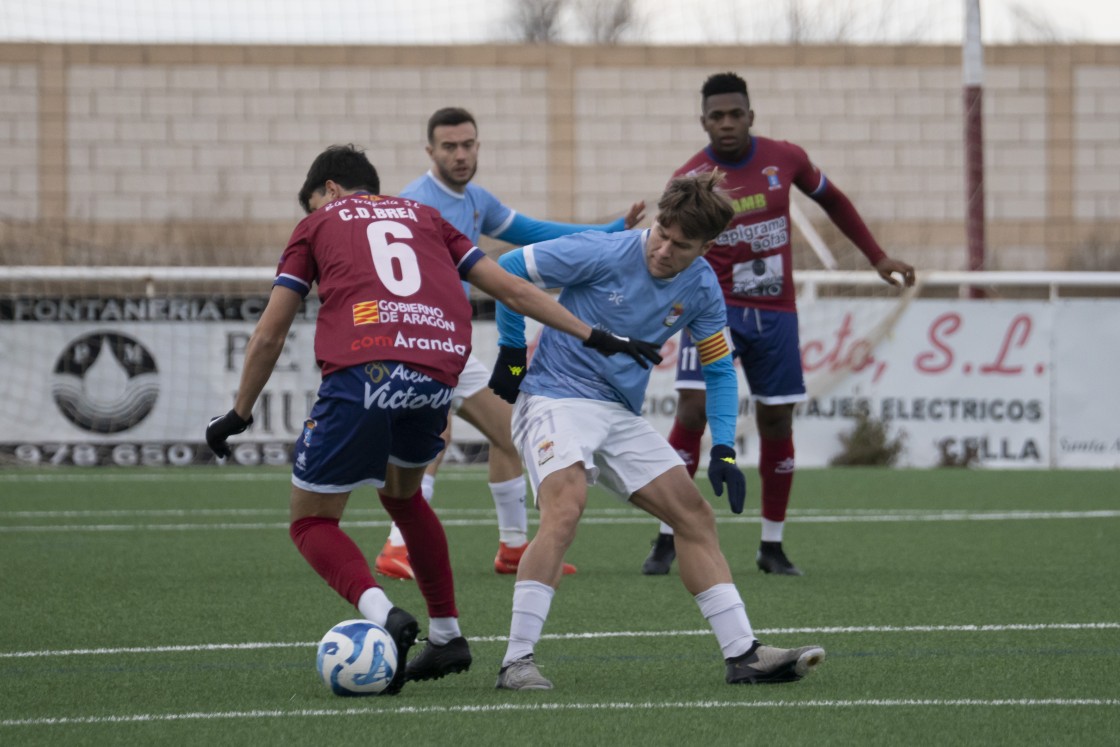 El reparto de las amarillas castiga al Cella, que cae ante el líder Brea (0-3)