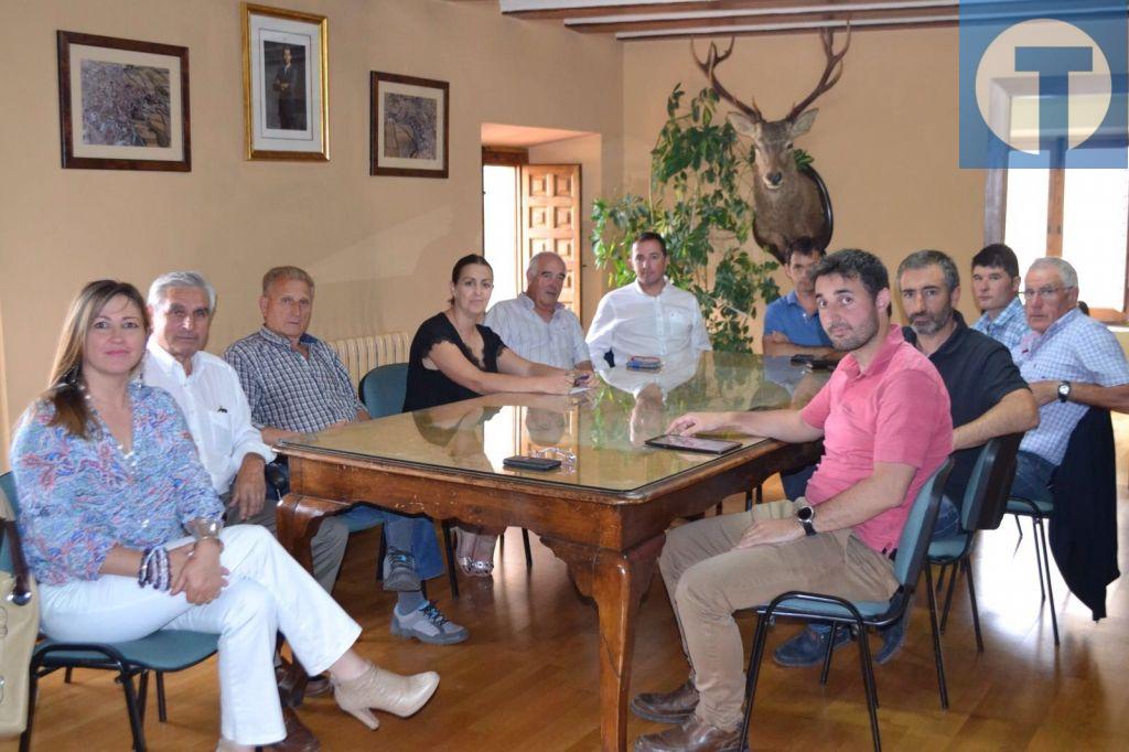 Los pueblos de la línea Orea-Teruel pagan  el servicio de bus para poder mantenerlo