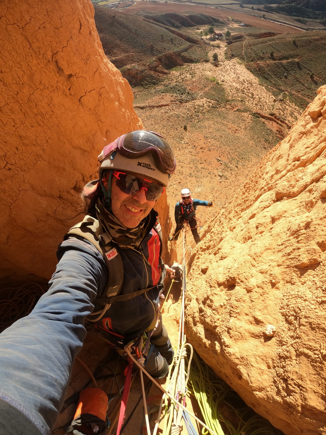 ‘Pelut’ escaló una pared de la rambla Barrachina hace un año
