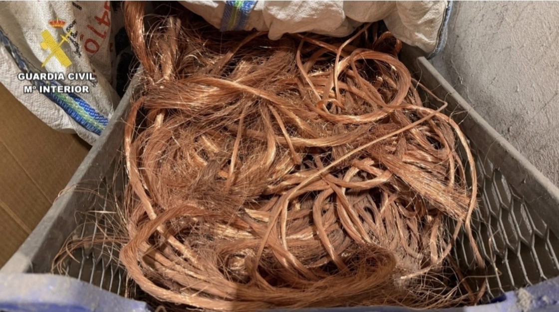 Cuatro detenidos y tres investigados por 14 robos en empresas de Huesca y Teruel