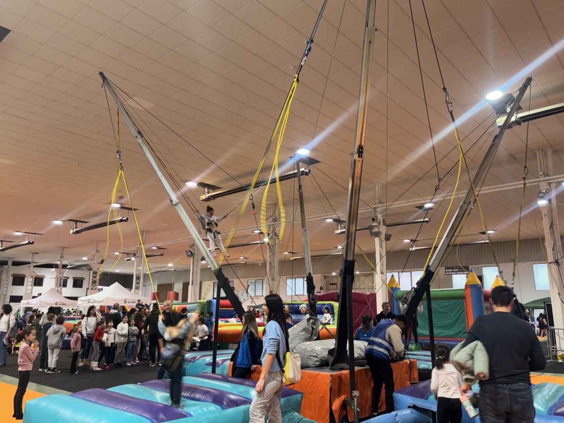 Expoguay convierte el Recinto Ferial de Alcañiz en un espacio de ocio navideño