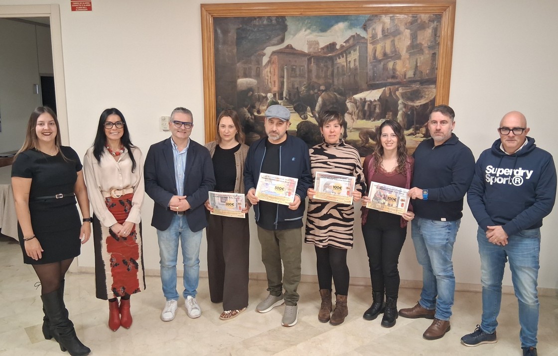 Cuatro comercios turolenses se hacen con  los premios del Concurso de Escaparates