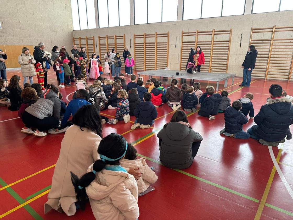 Las actividades navideñas de ACES Teruel y  el CCA despiertan el interés de los turolenses