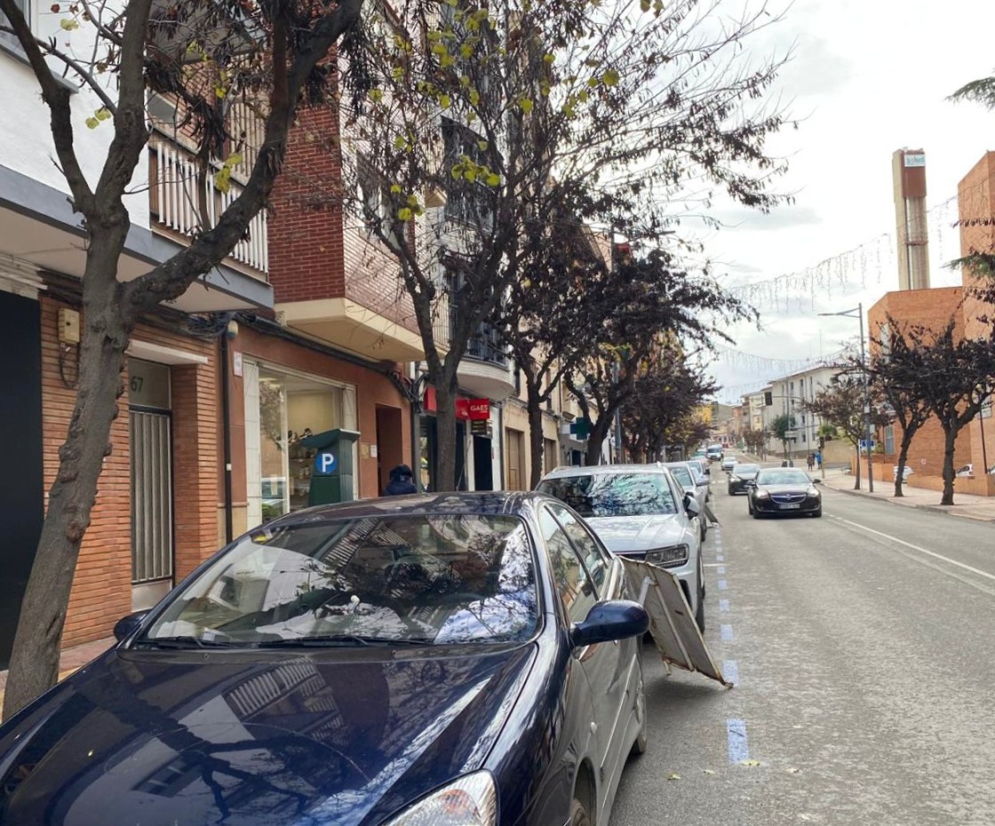 Alcañiz prevé modernizar el sistema del estacionamiento regulado y la grúa