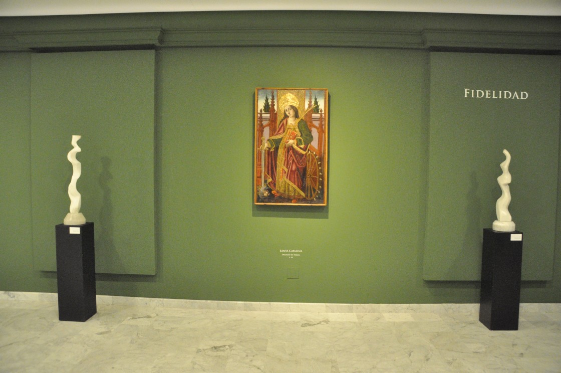 Estela Ferrer reivindica su perspectiva sobre la mujer en el Museo de Arte Sacro de Teruel