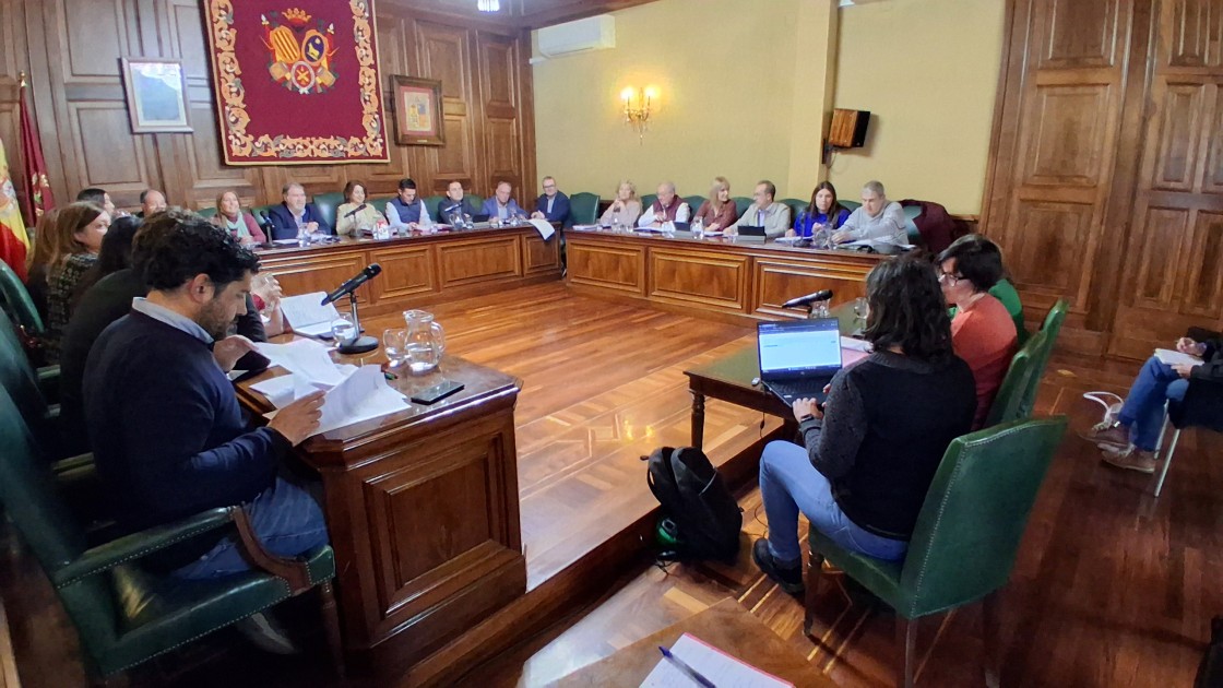 El pleno del Ayuntamiento de Teruel declara de especial interés las obras del búnker para la radioterapia del hospital