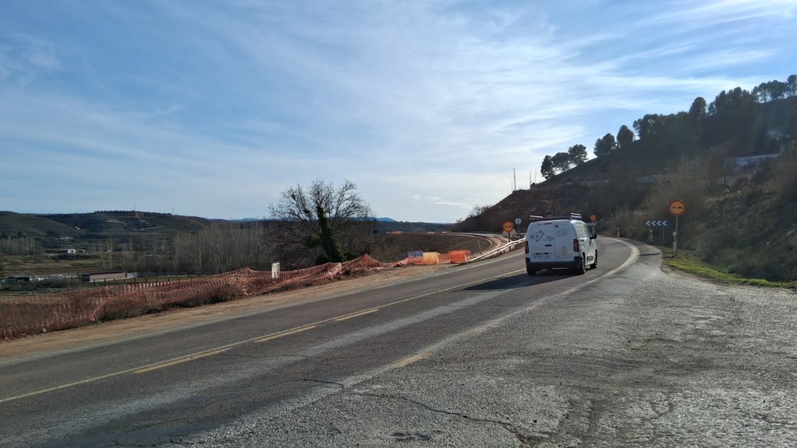 La Administración central confía en que las obras de la N-330 acaben este semestre