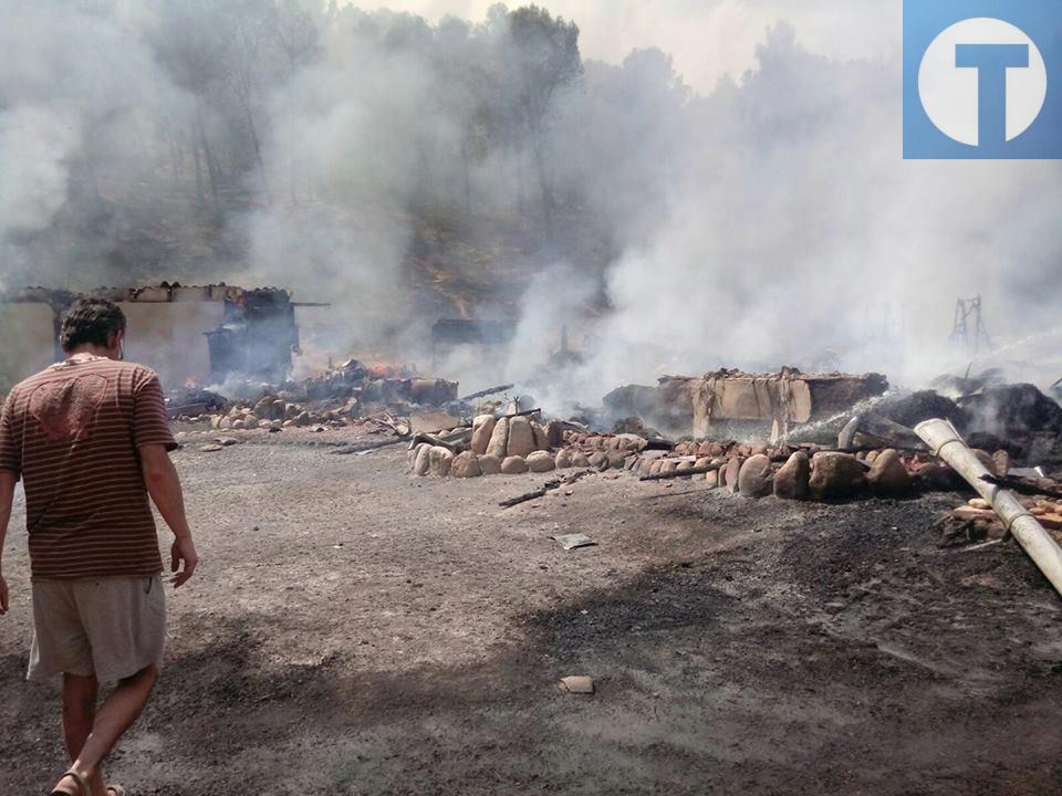 Arens de Lledó se solidariza con la familia del Mas La Llum, que quedó reducido a cenizas