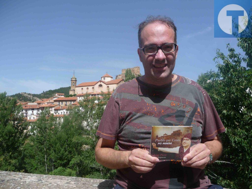 Jorge Peiró: “Hay que bajar la jota de los escenarios y que viva de nuevo a pie de calle”
