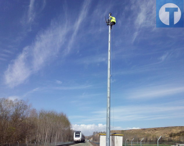 Adif pone en servicio el sistema de comunicaciones tren-tierra en un nuevo tramo de la línea Sagunto-Teruel-Zaragoza